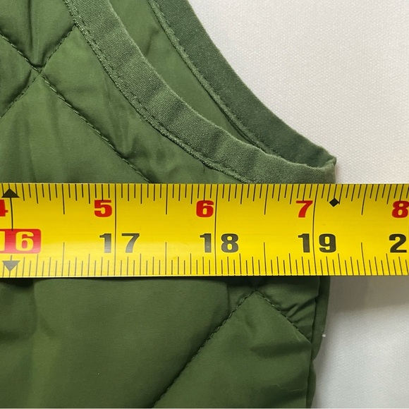 J.Crew Factory Olive Green Quilted Puffer Vest Size MEDIUM Pockets Double Zipper - Picture 10 of 13